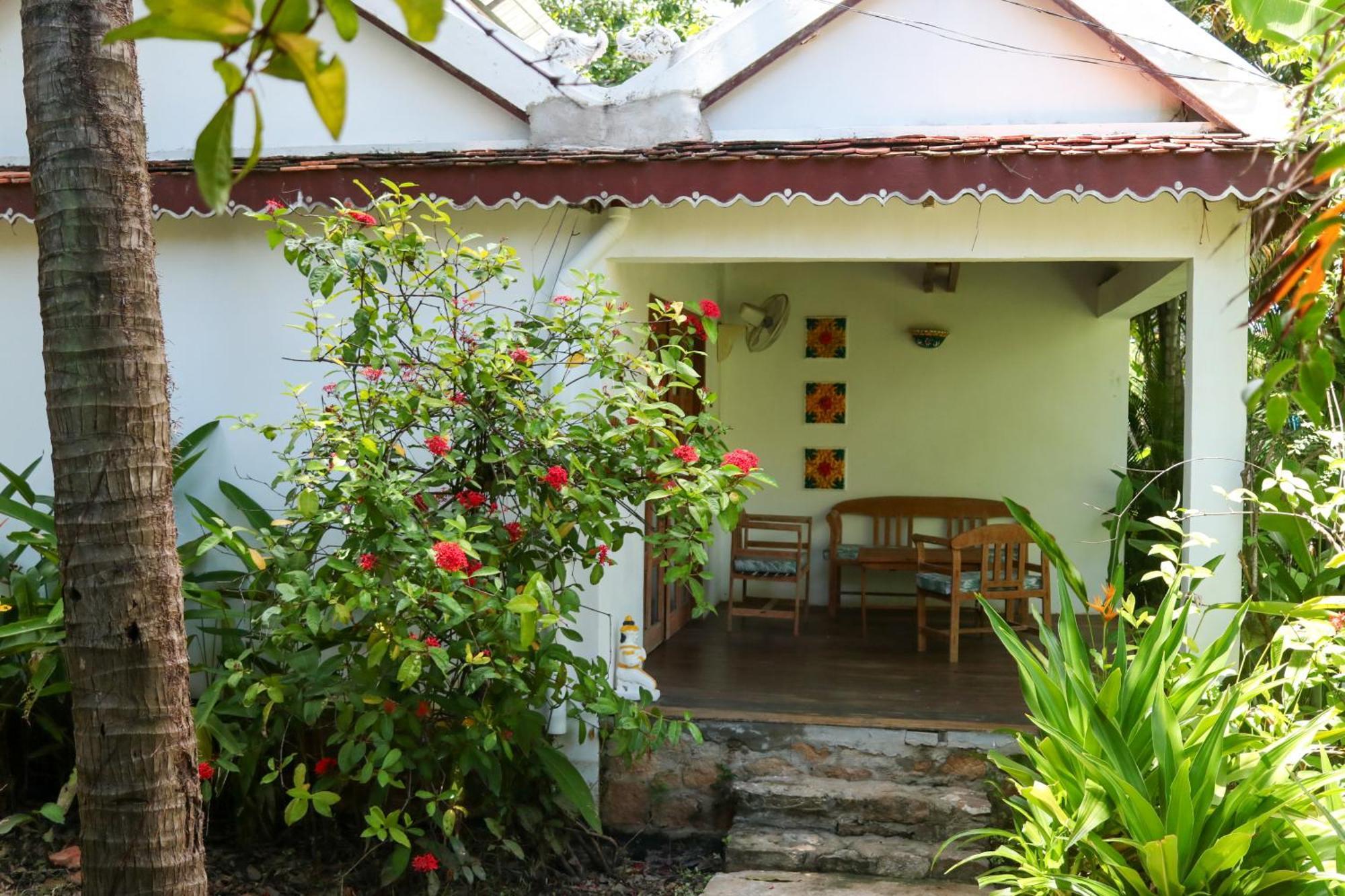 Sambor Village Hotel Kâmpóng Thum Exteriör bild