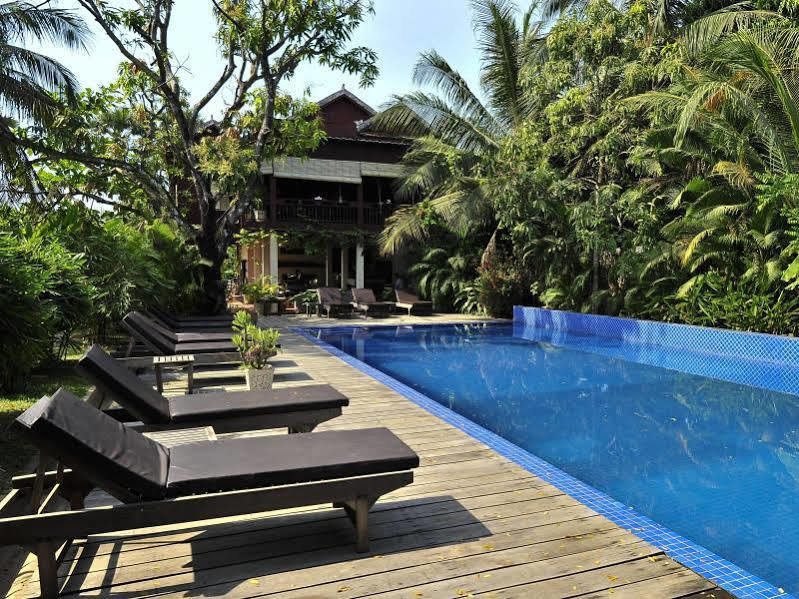 Sambor Village Hotel Kâmpóng Thum Exteriör bild