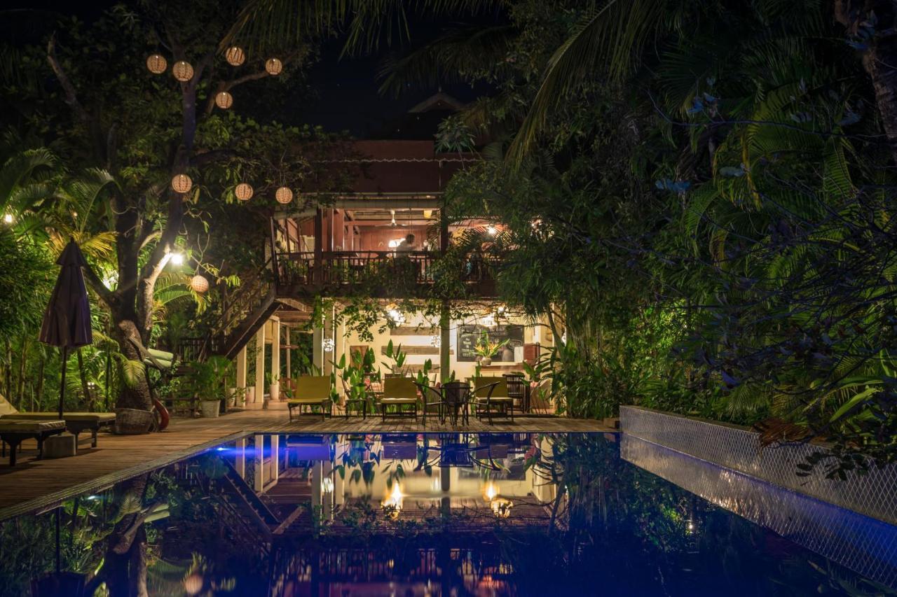 Sambor Village Hotel Kâmpóng Thum Exteriör bild